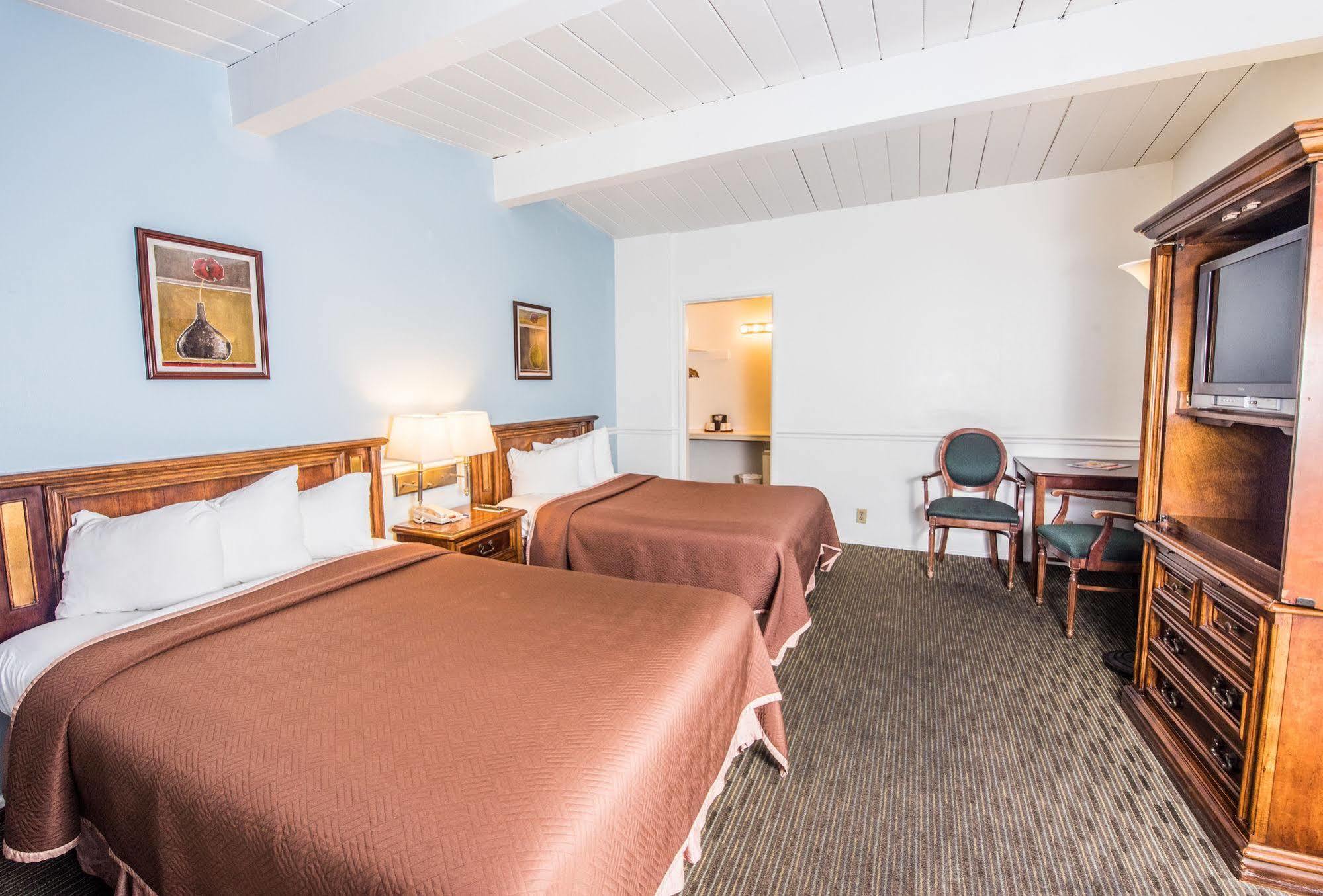 Laguna Beach Lodge Bagian luar foto