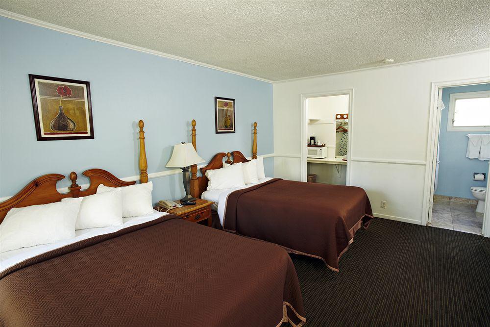 Laguna Beach Lodge Bagian luar foto